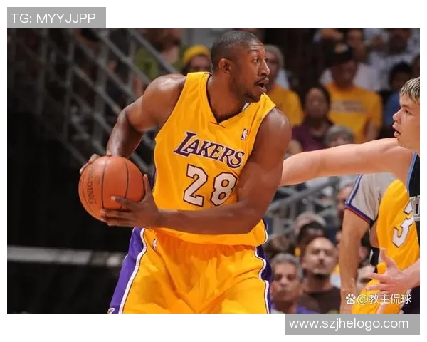 奎因成为历史上第三位20岁或更年轻助攻上双的中锋 奎因成为历史上第三位20岁或更年轻助攻上双的中锋